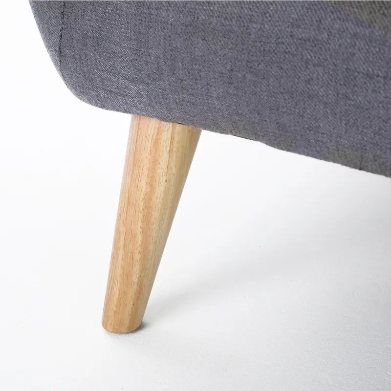 Divanetto moderno di metà secolo in tessuto con trapuntatura a bottoni e gambe affusolate in legno