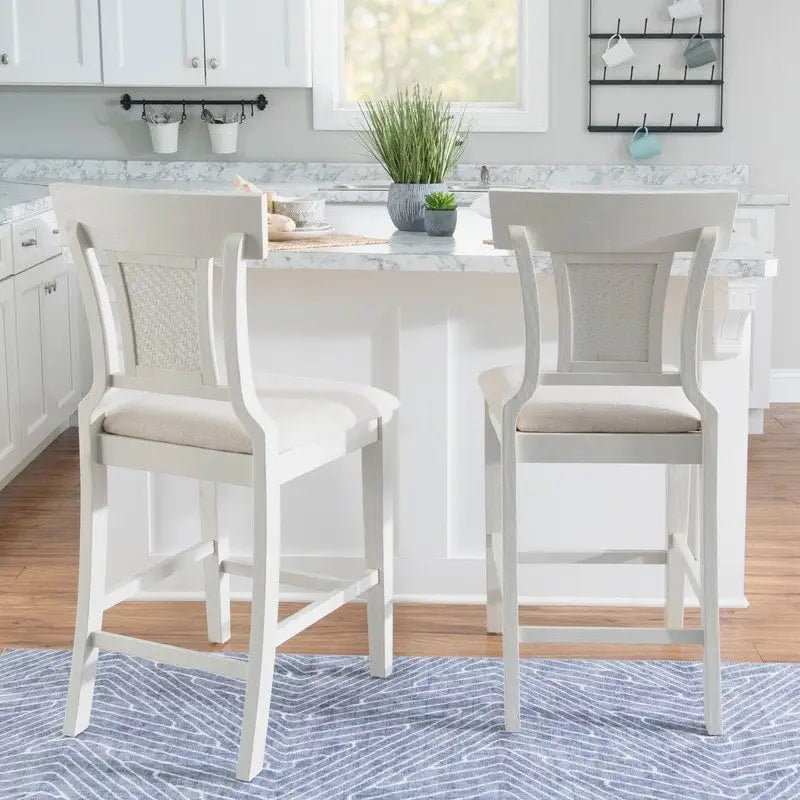 Sgabello da bancone in stile rustico con schienale in rattan intrecciato a mano e seduta imbottita, effetto legno grigio e bianco