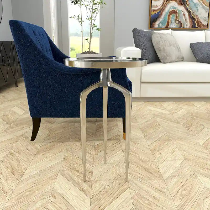 Tavolino d'appoggio/laterale con vassoio in alluminio su base a treppiede - Oro, Argento o Nero - Roche River Decor